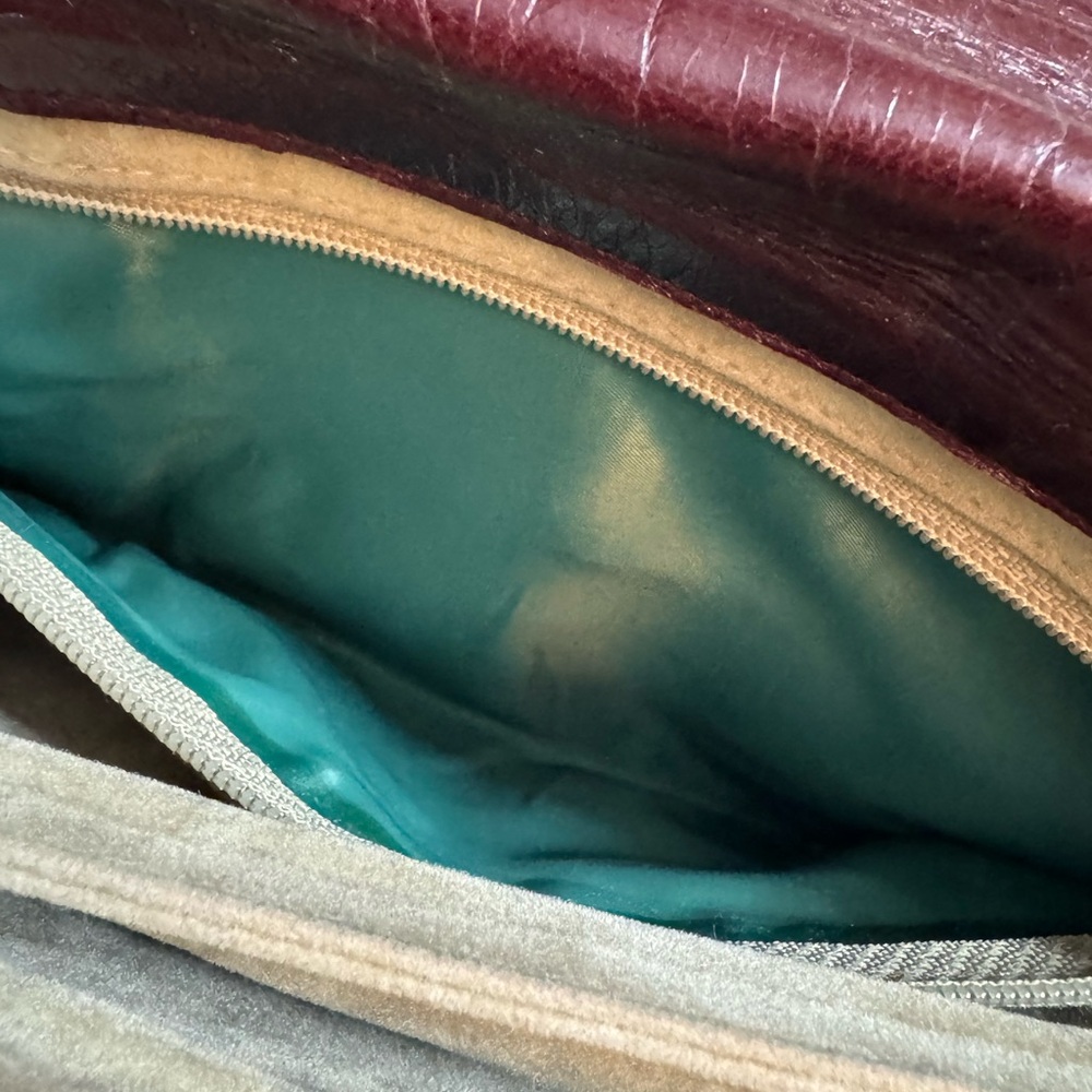 Vintage Burgundy Snake Skin Bag - Picture 3 of 4